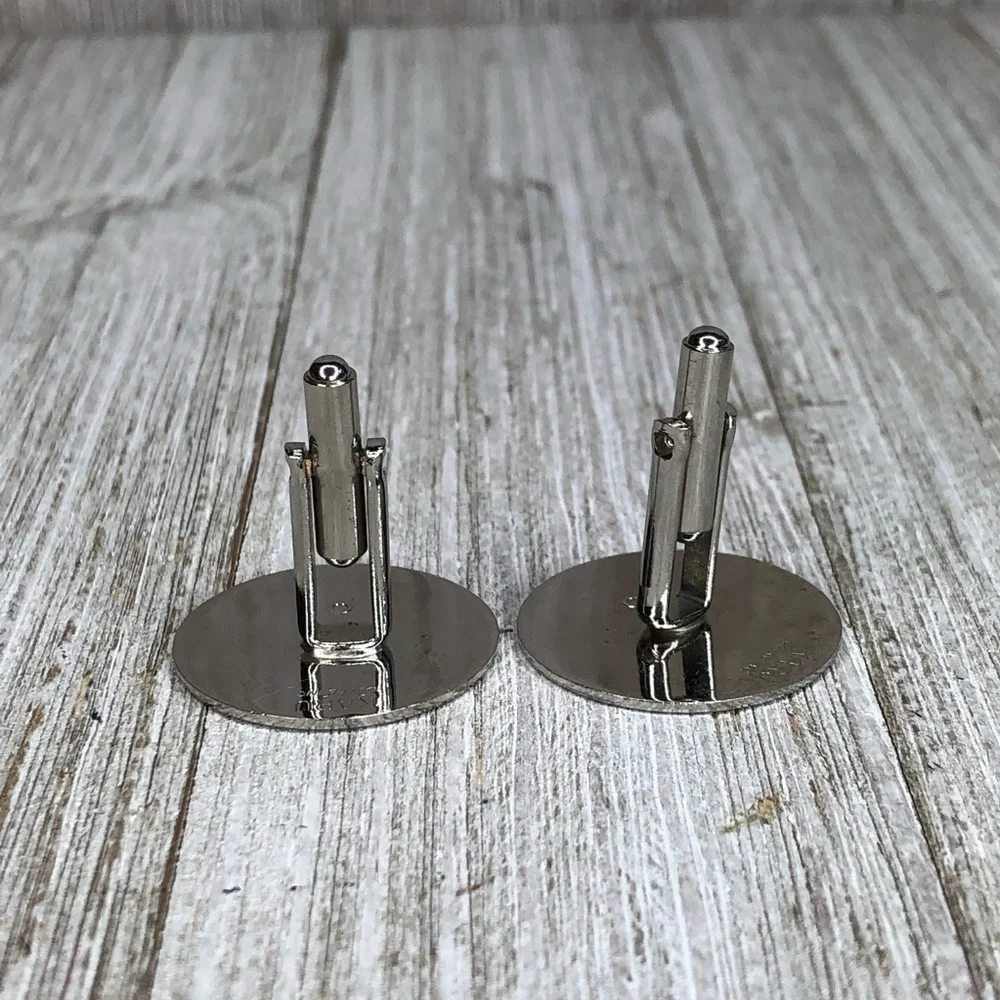 Vintage Karu Round Silver Engraved Cuff Links